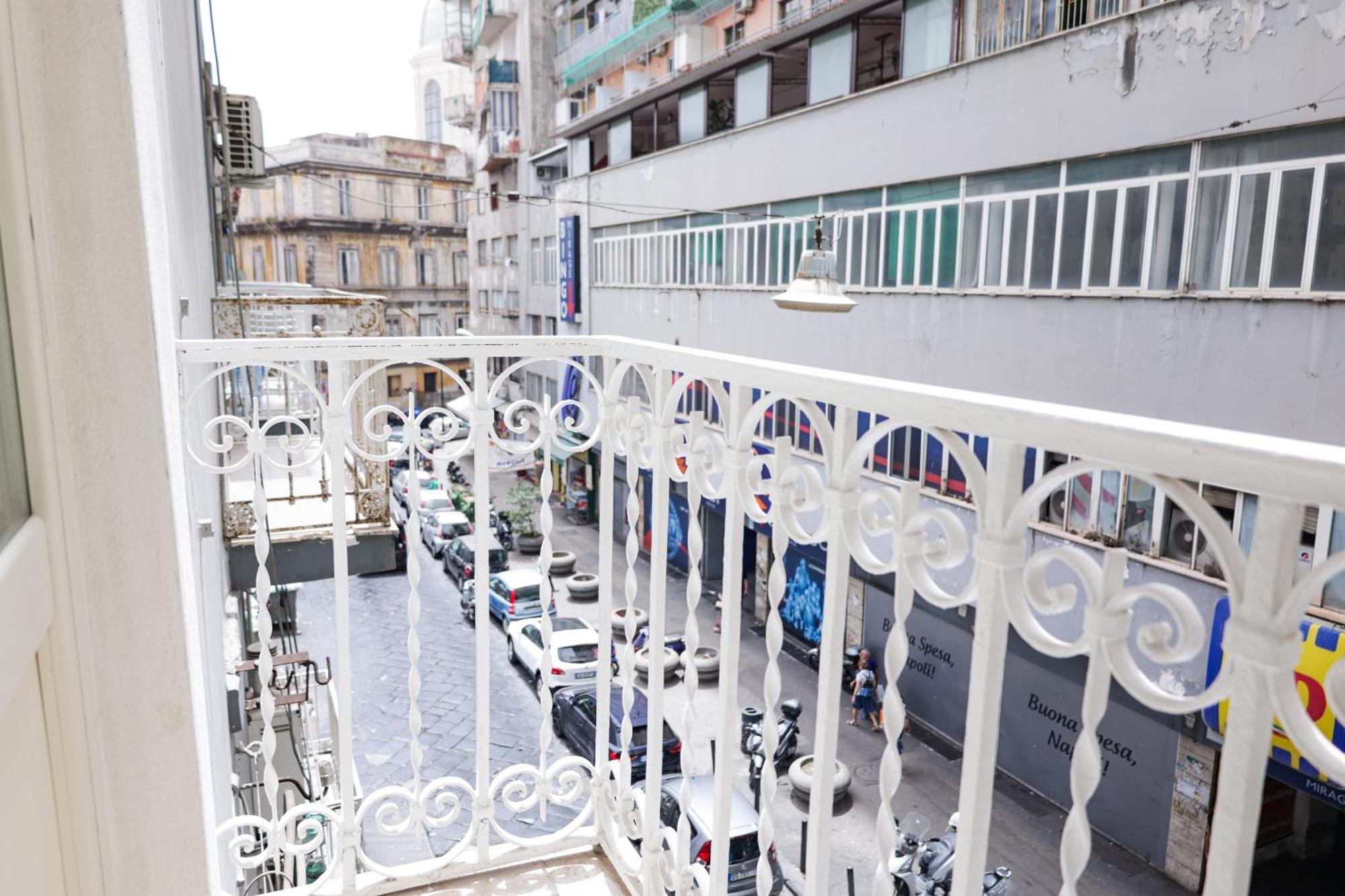 Napoli Station Rooms ภายนอก รูปภาพ